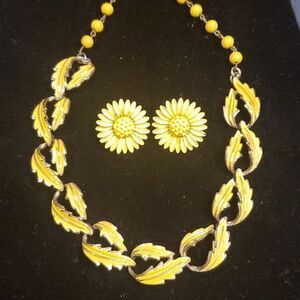Mid-century modern leaf style loop choker  Necklace with sunflower clip earrings